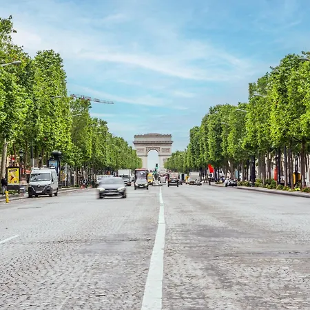 Matignon Cozy Flat Parigi